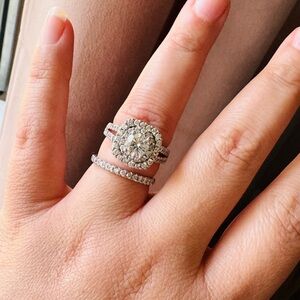 2 1/5 ct wt Natural Bridal Set